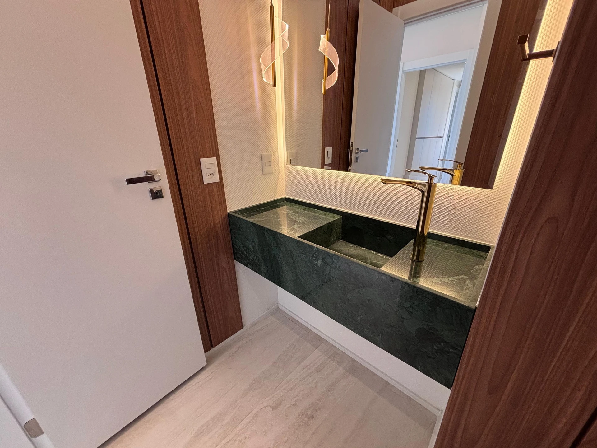 Apartamento com 4 suítes e varanda, 3 vagas — photo 95