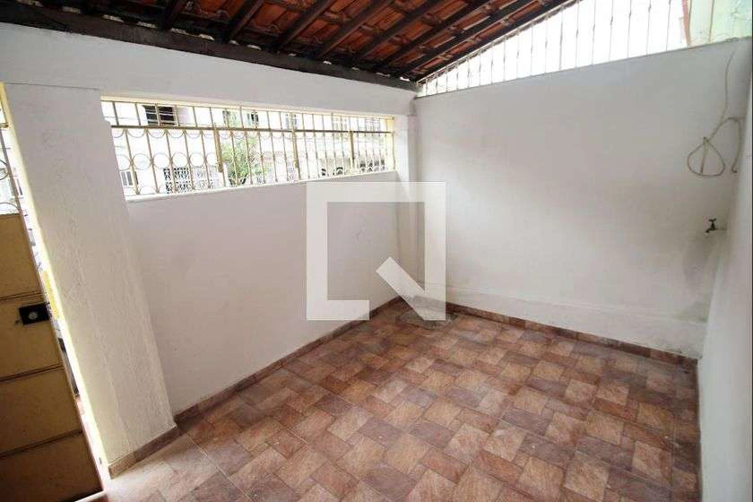 Casa sem mobília com 1 quarto e jardim privativo — photo 8