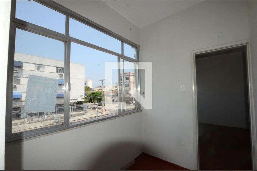 65 m² apartment with 2 bedrooms and 1 bathroom — photo 26