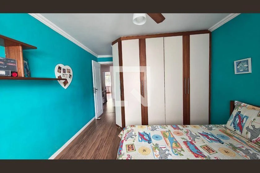 290 m² house with a bathtub and a walk-in closet — photo 48