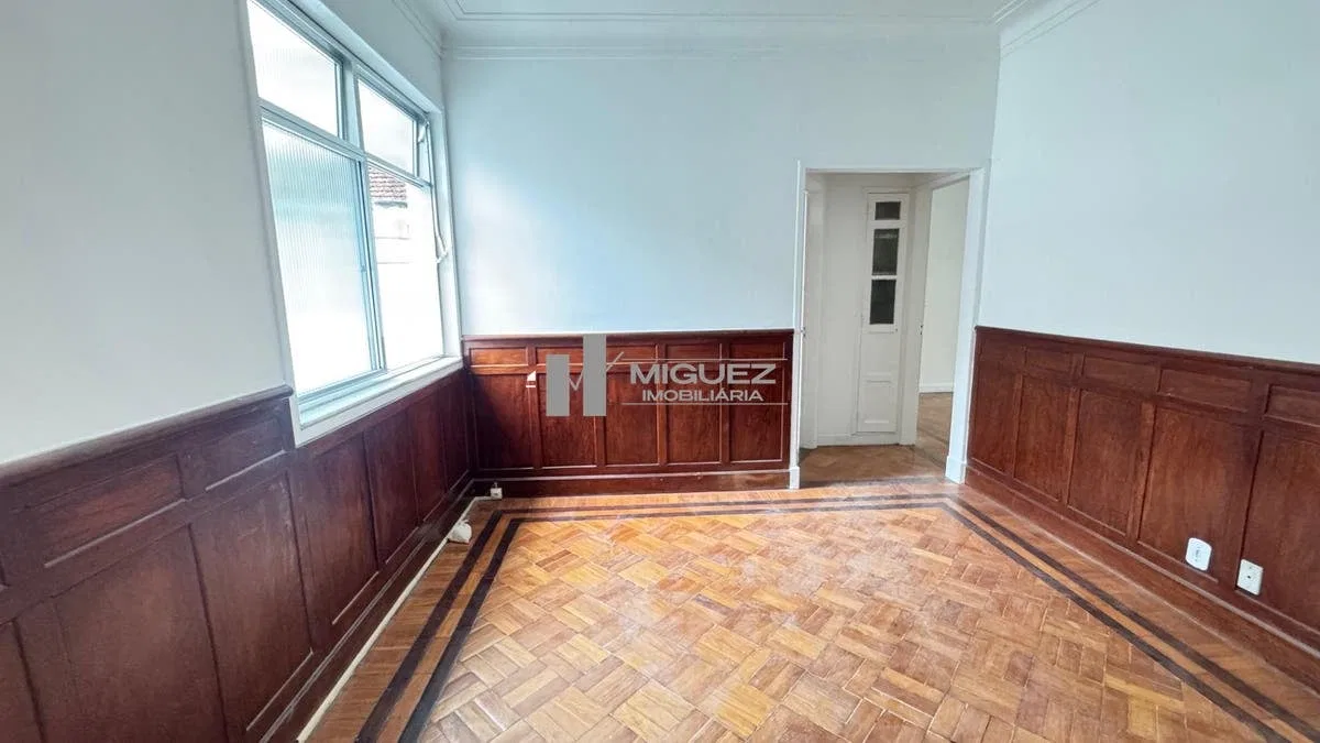 House, 80 m², with wood or laminate floors — photo 17