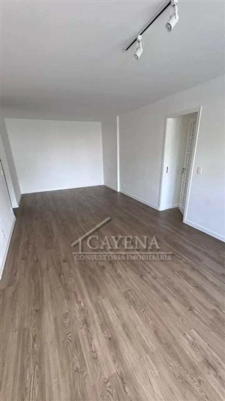 Rental apartment with 3 bedrooms and 2 bathrooms — photo 3
