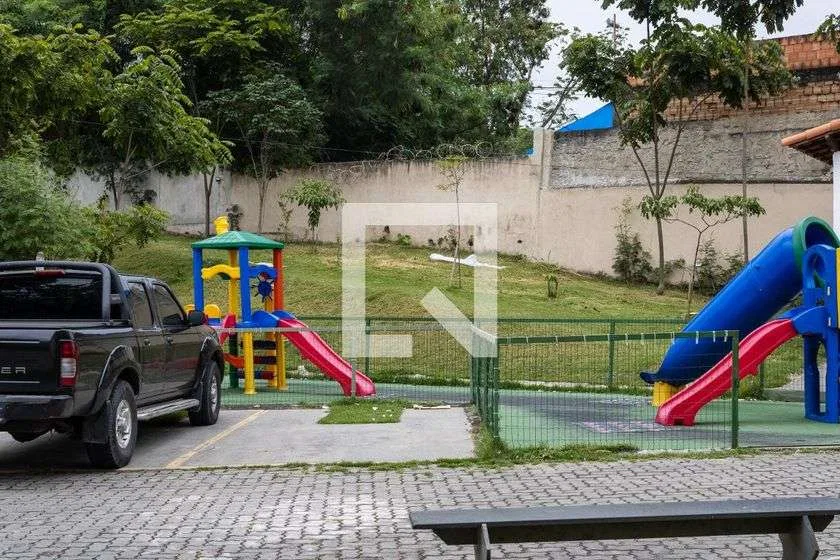 Apartamento de 2 quartos com cozinha separada e 50 m² — photo 28