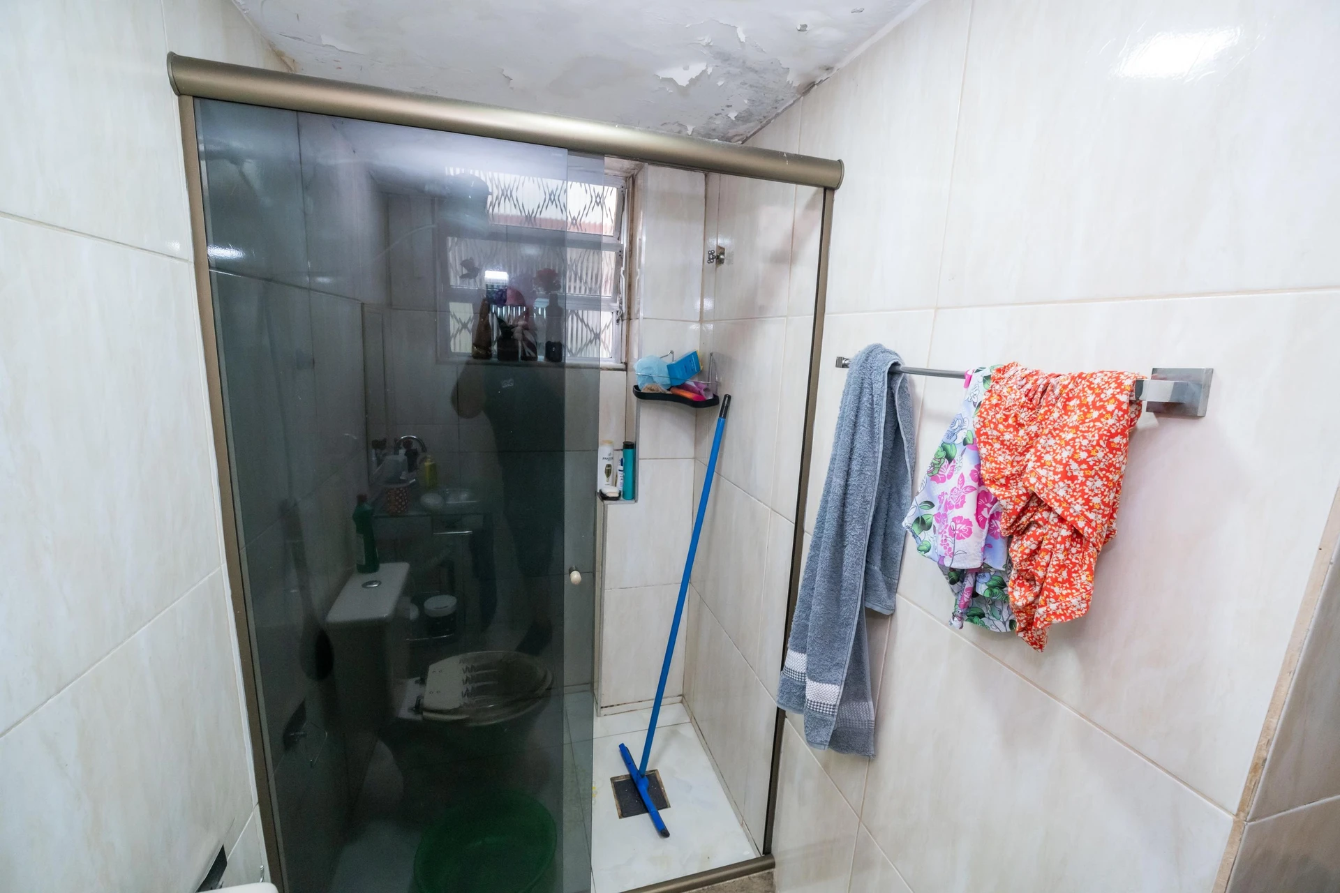 Furnished 2-bedroom apartment with 1 bathroom — photo 22