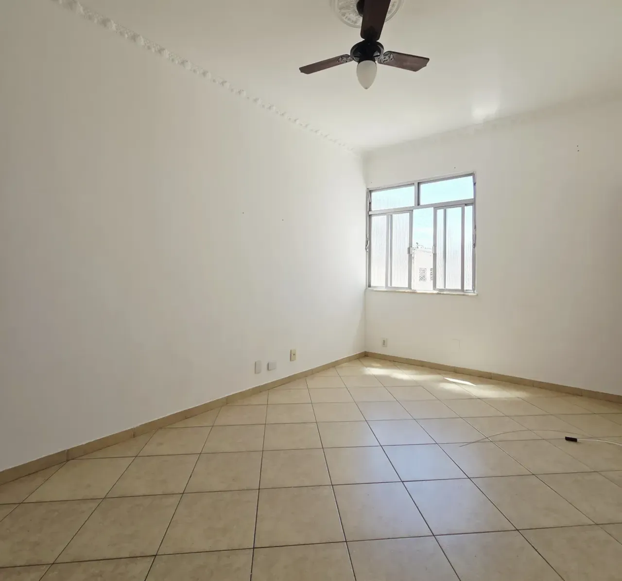 Apartamento com 2 quartos, 1 banheiro e cozinha fechada — photo 6