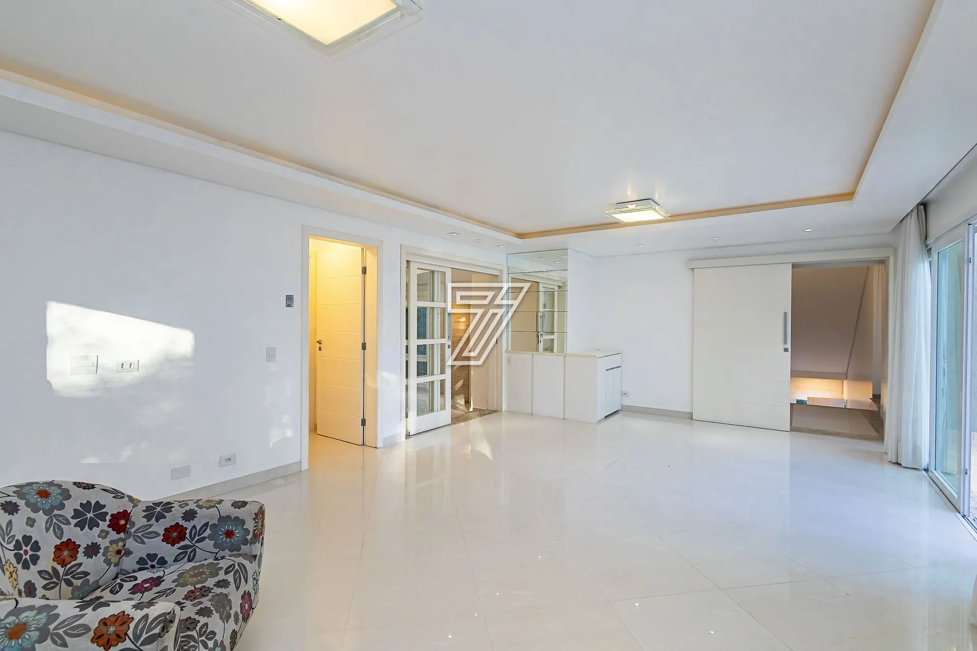 Casa para locação com 4 quartos e 3 suítes — photo 25