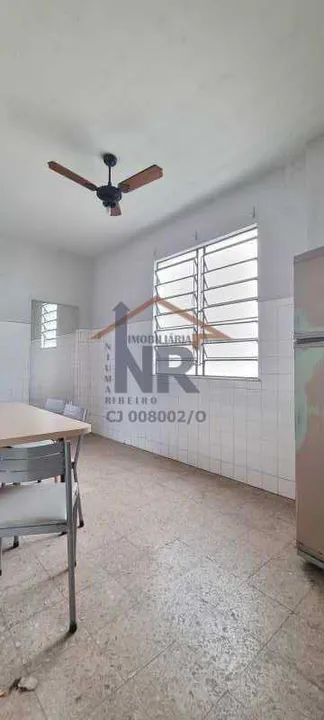 Single-story house with 3 bedrooms, 1 bathroom — photo 6