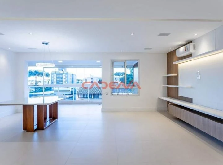4-bedroom apartment (2 en-suites) with 3 parking spots — photo 4