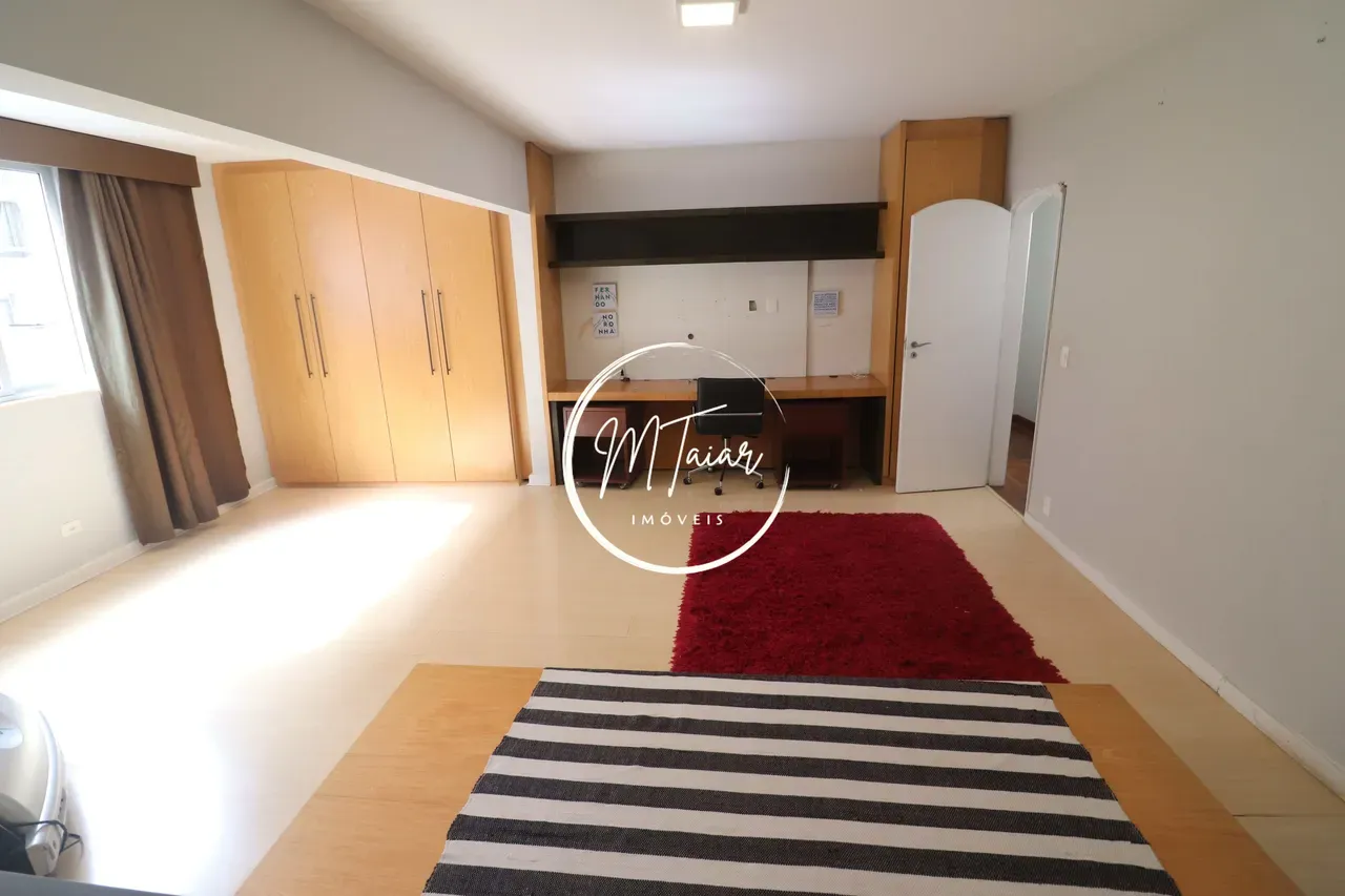 323 m² apartment with 4 bedrooms and 5 bathrooms — photo 28