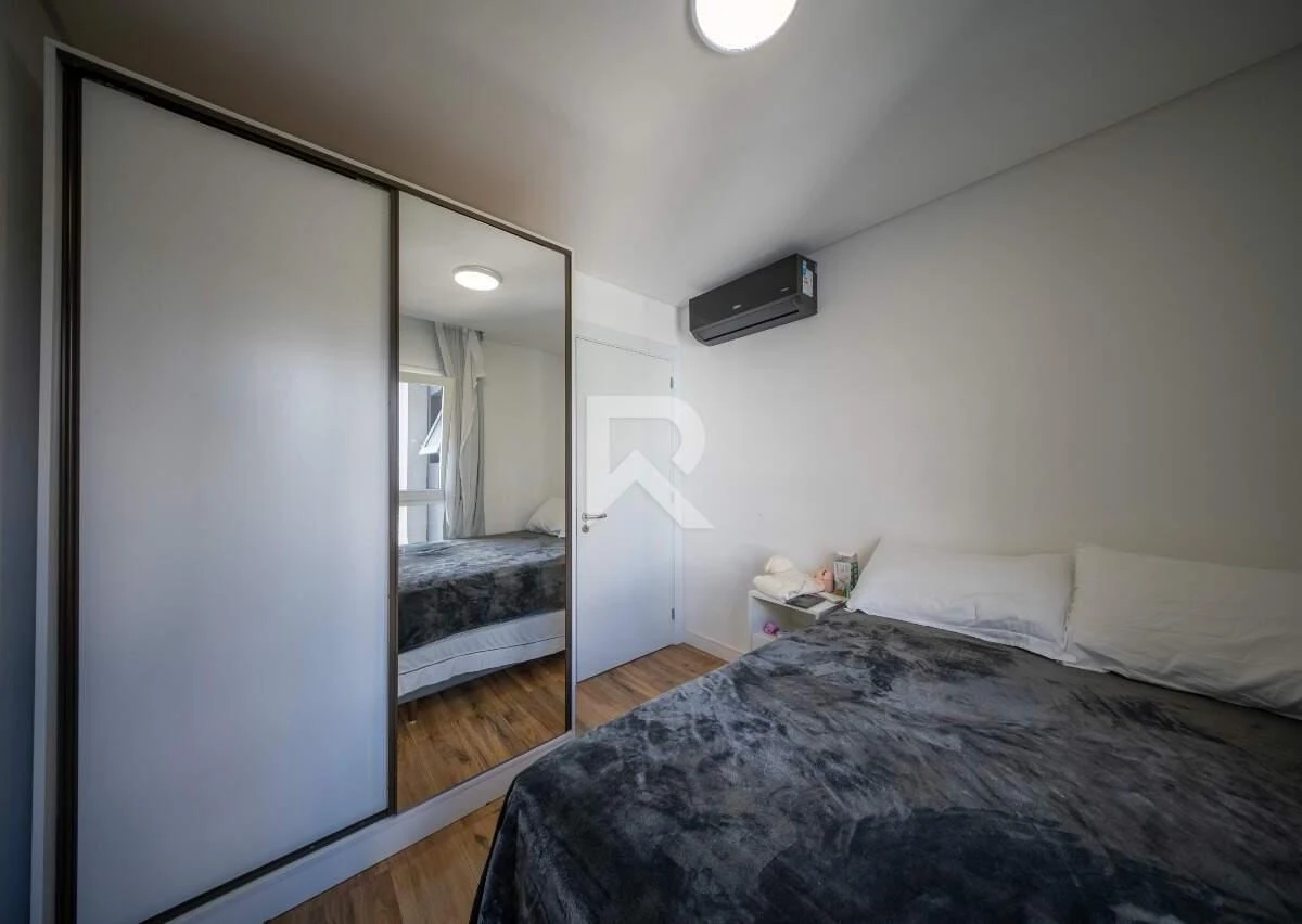 Furnished apartment 162 m² with 3 bedrooms and 1 parking — photo 36