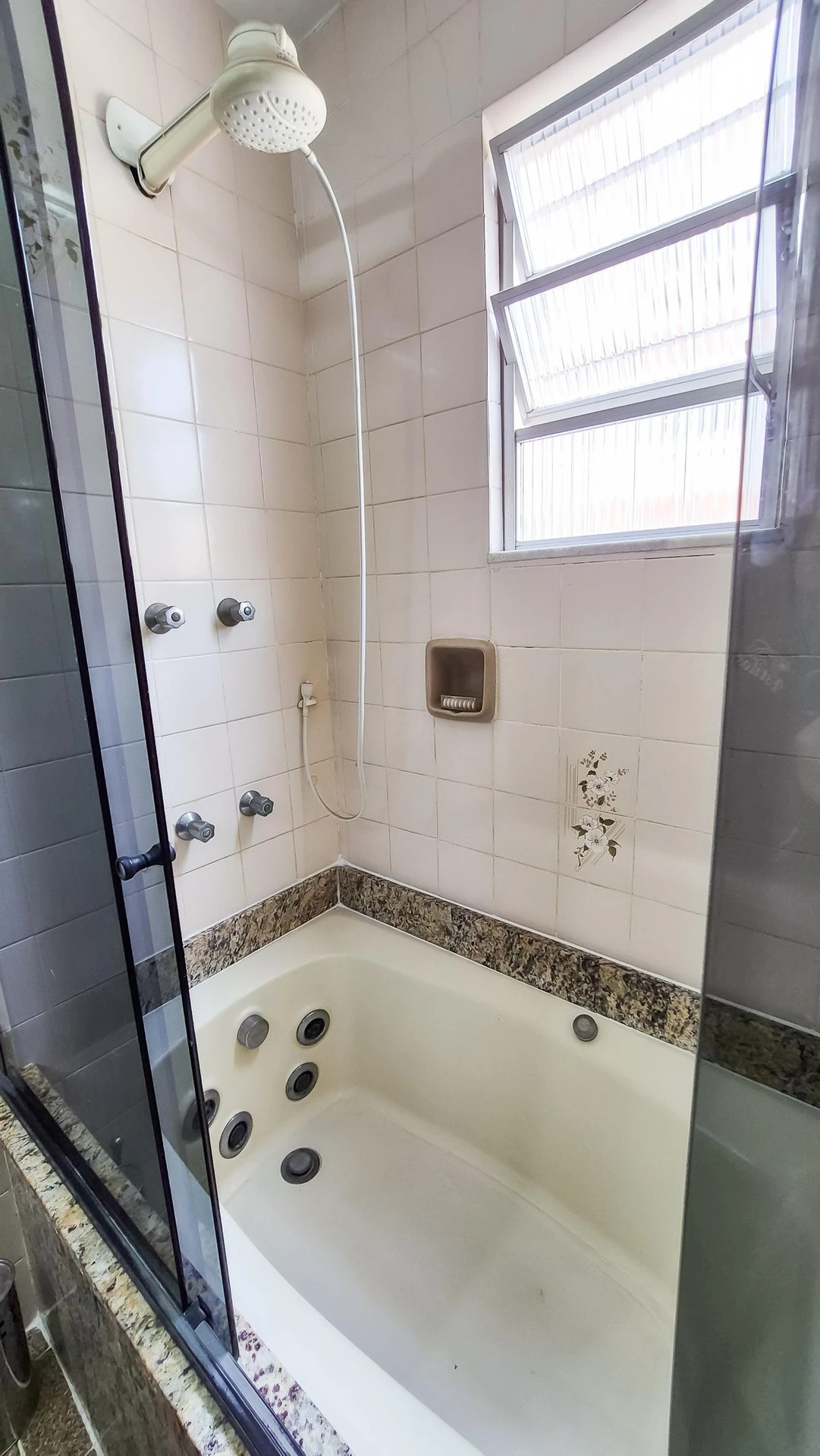 3-bedroom apartment with a washing machine in Rio de Janeiro — photo 31
