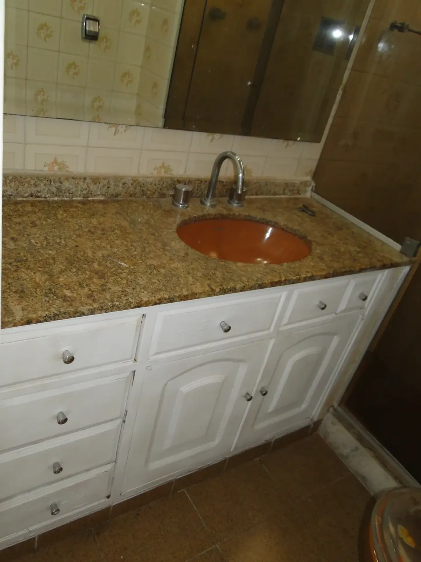 2-bedroom apartment with an en-suite and 2 bathrooms — photo 18