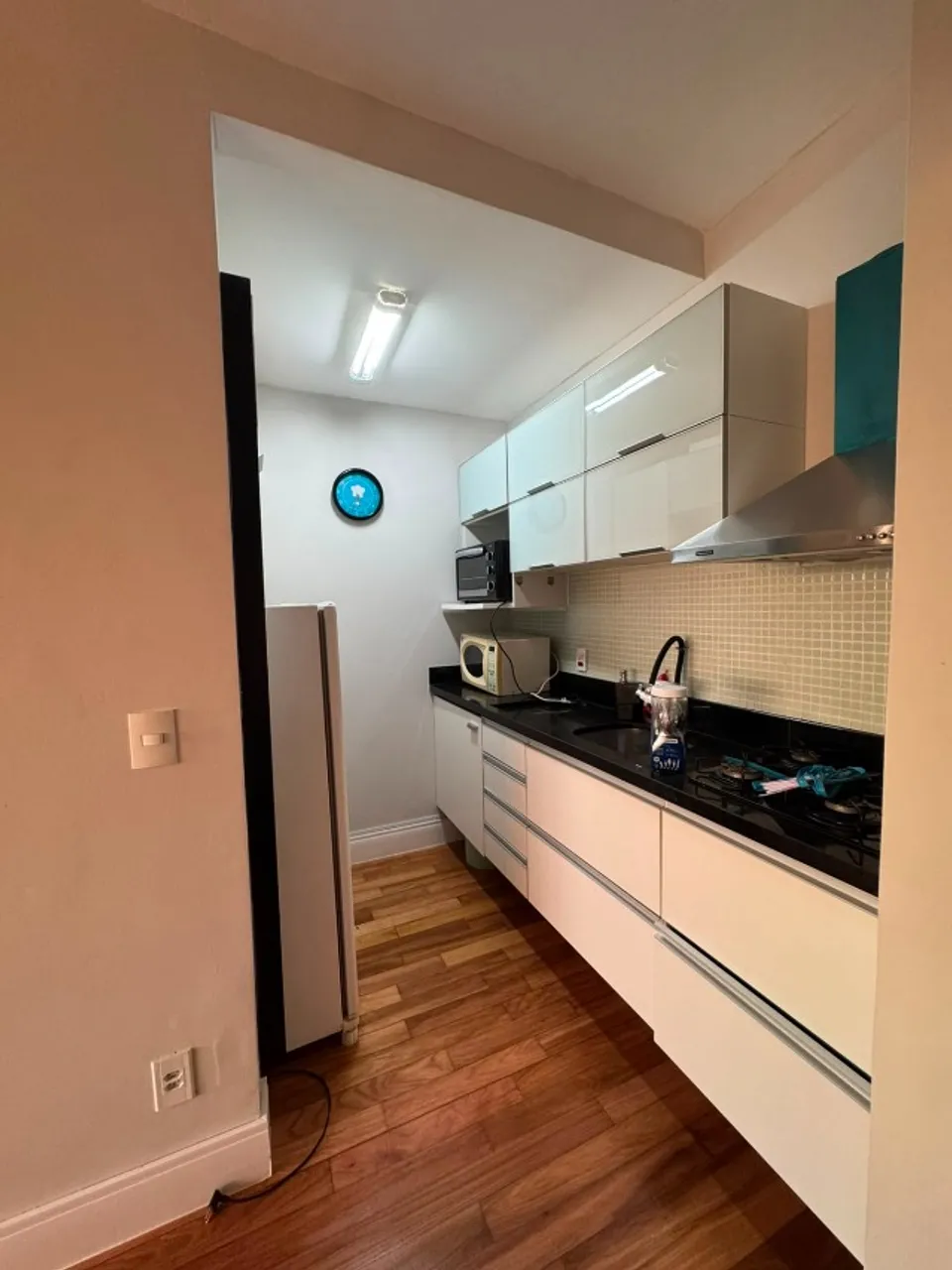 Мебльована квартира з 1 спальнею та відкритою кухнею — photo 6