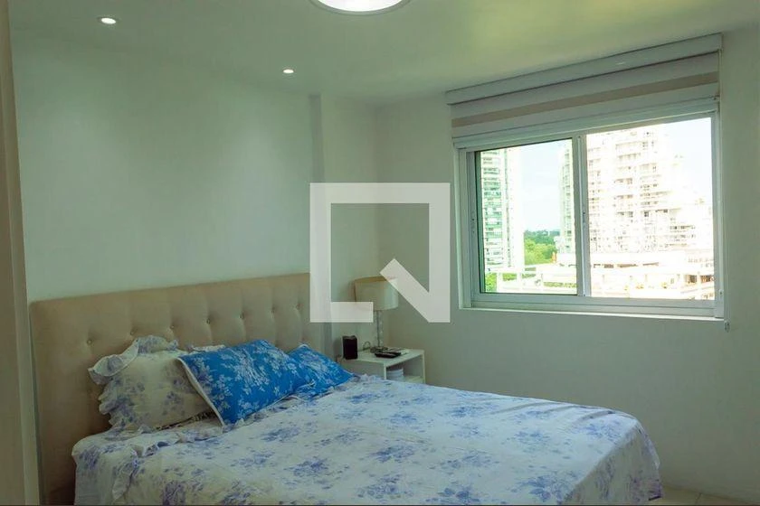 3 en-suite bedroom rental with 127 m² and 2 parking spots — photo 8