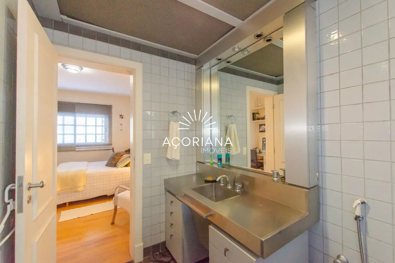 Furnished house with 5 en-suite bedrooms and 8 baths — photo 123