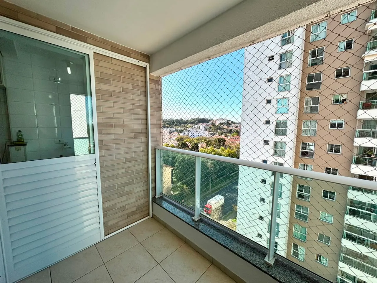 75 m² apartment with 2 bedrooms and a balcony — photo 11