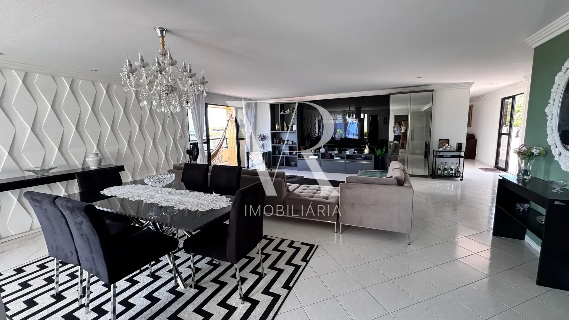 Cobertura com 4 suítes e 360 m², com vista da janela — photo 13