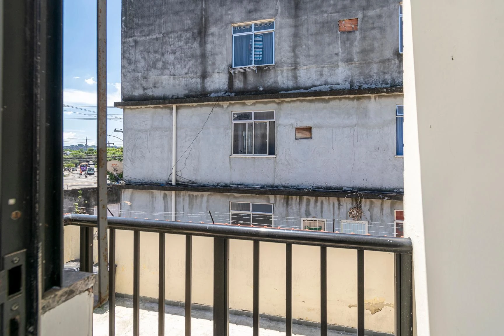 Washing machine in a 2-bedroom house, 46 m² — photo 47