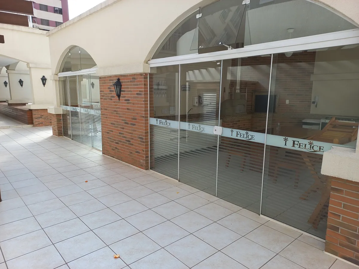 104 m² apartment with 2 bedrooms and 2 bathrooms — photo 24