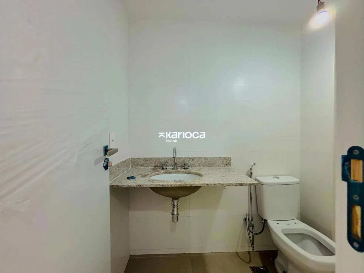 3-bedroom apartment with a home office in Rio de Janeiro — photo 36