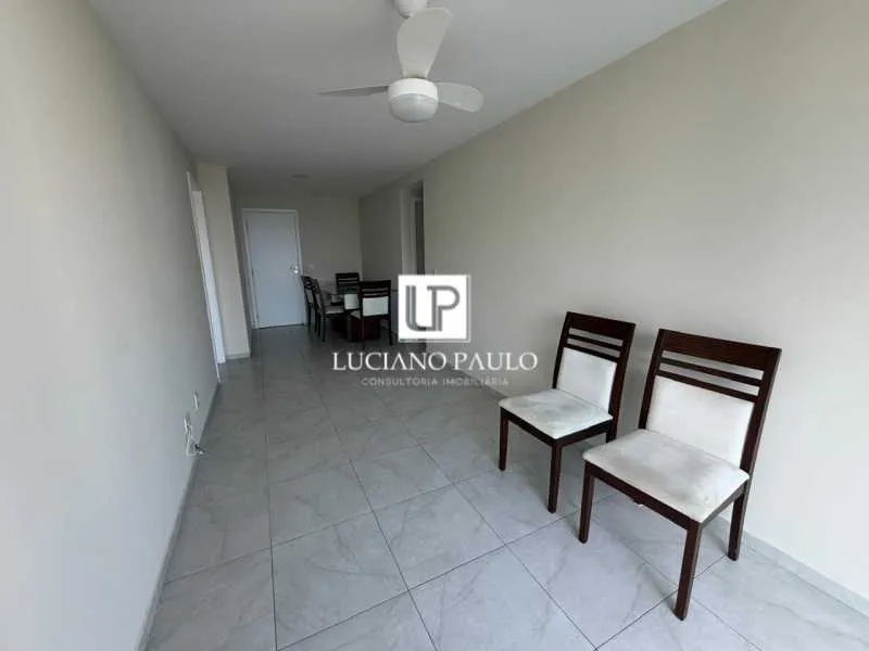 Unfurnished apartment with a balcony and 2 bedrooms — photo 10