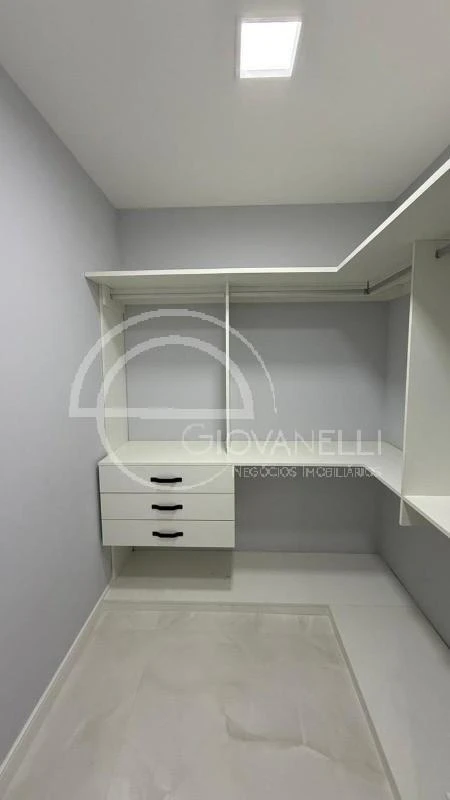 Furnished triplex house with 4 en-suite rooms — photo 19