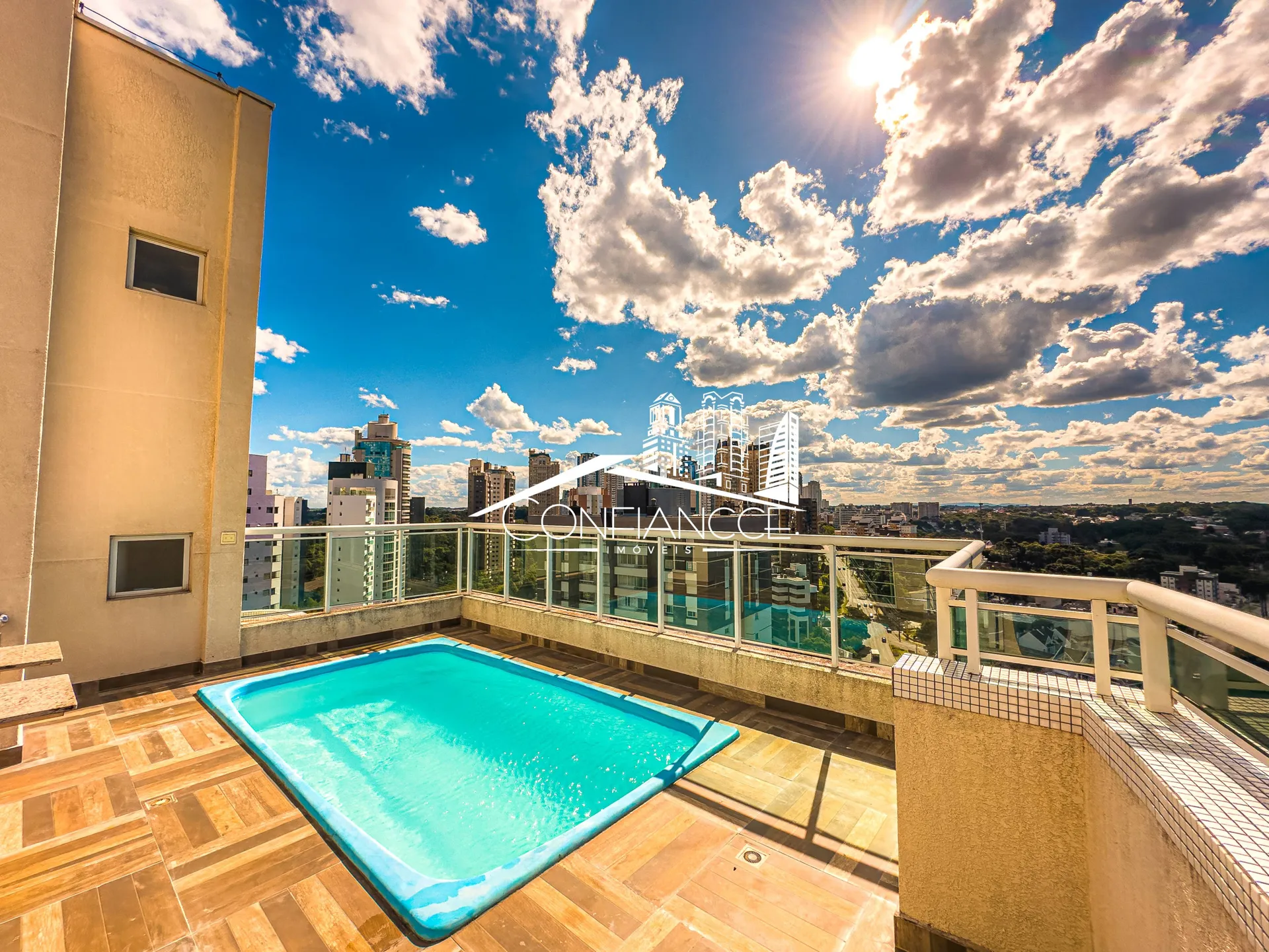 4-suite penthouse with 256 m² and 3 parking spots — photo 2