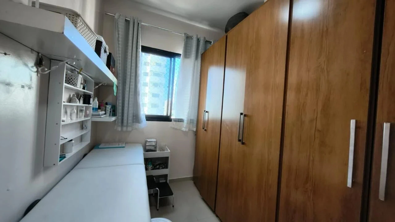 Furnished 3-bedroom apartment with a real home office — photo 26