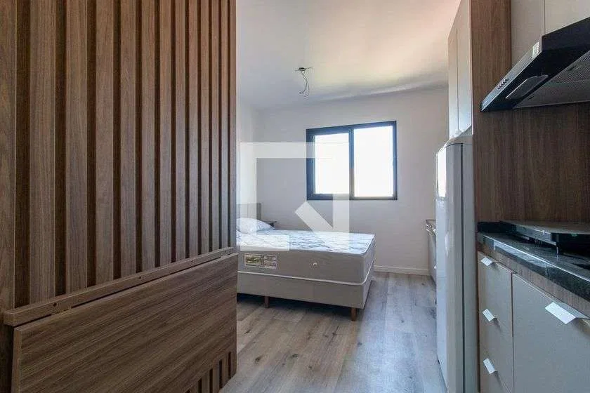 Furnished studio with 1 bedroom and 1 parking space — photo 2
