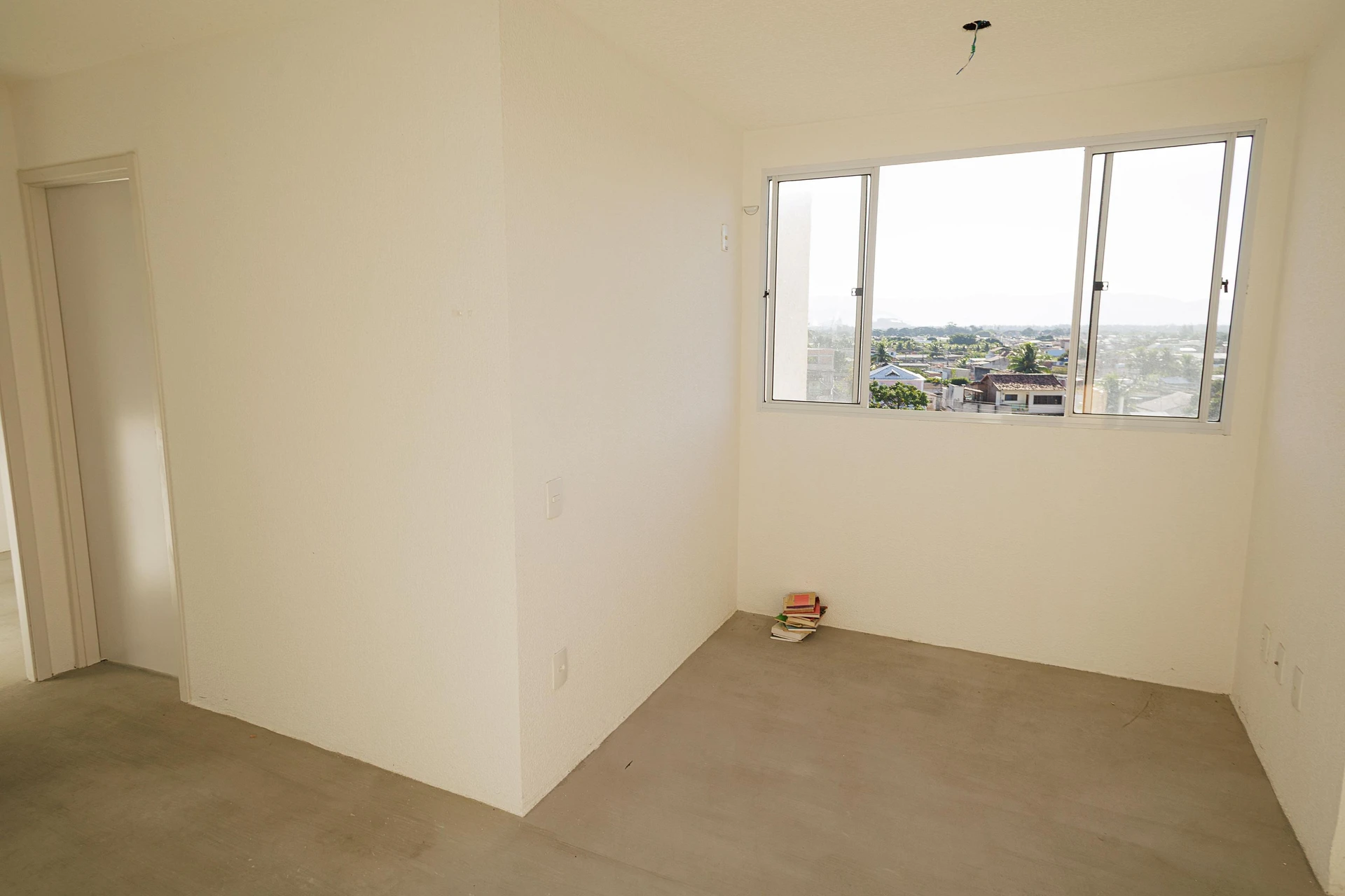 Apartment with 2 bedrooms and a glass-enclosed shower — photo 20