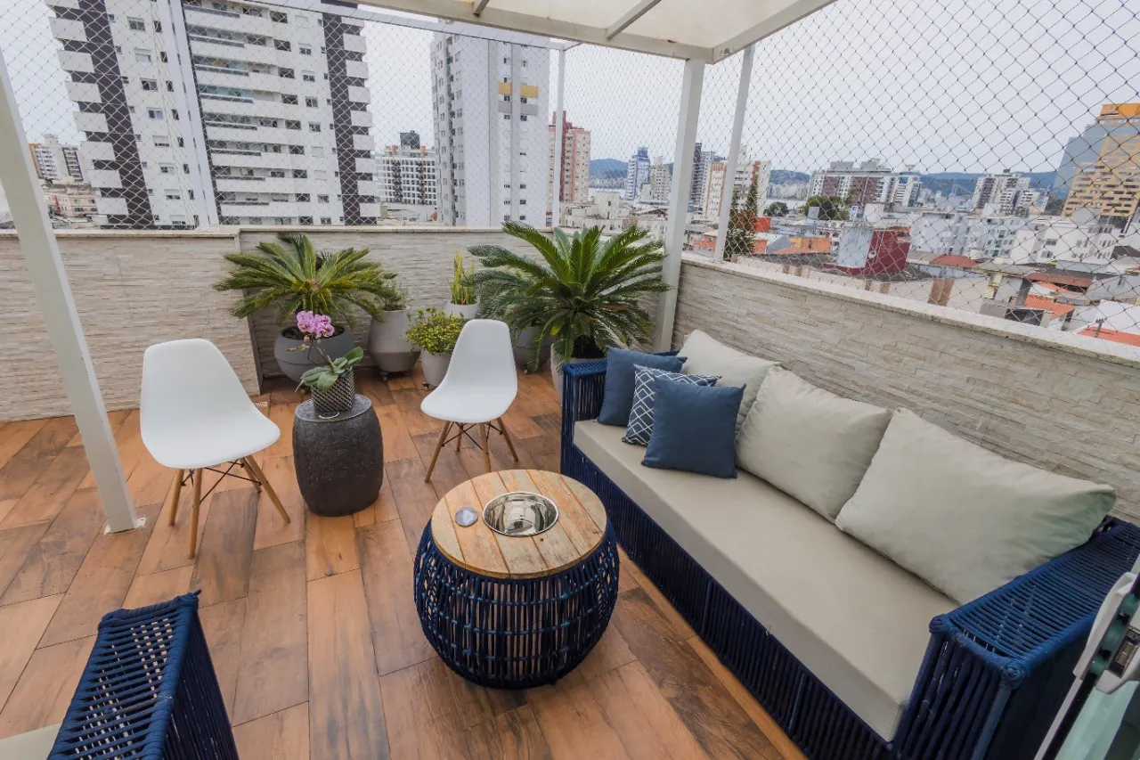 Apartamento mobiliado com 4 quartos e 230 m² — photo 52