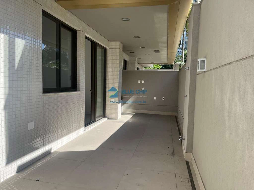 Apartamento sem mobília de 95 m² com varanda — photo 25