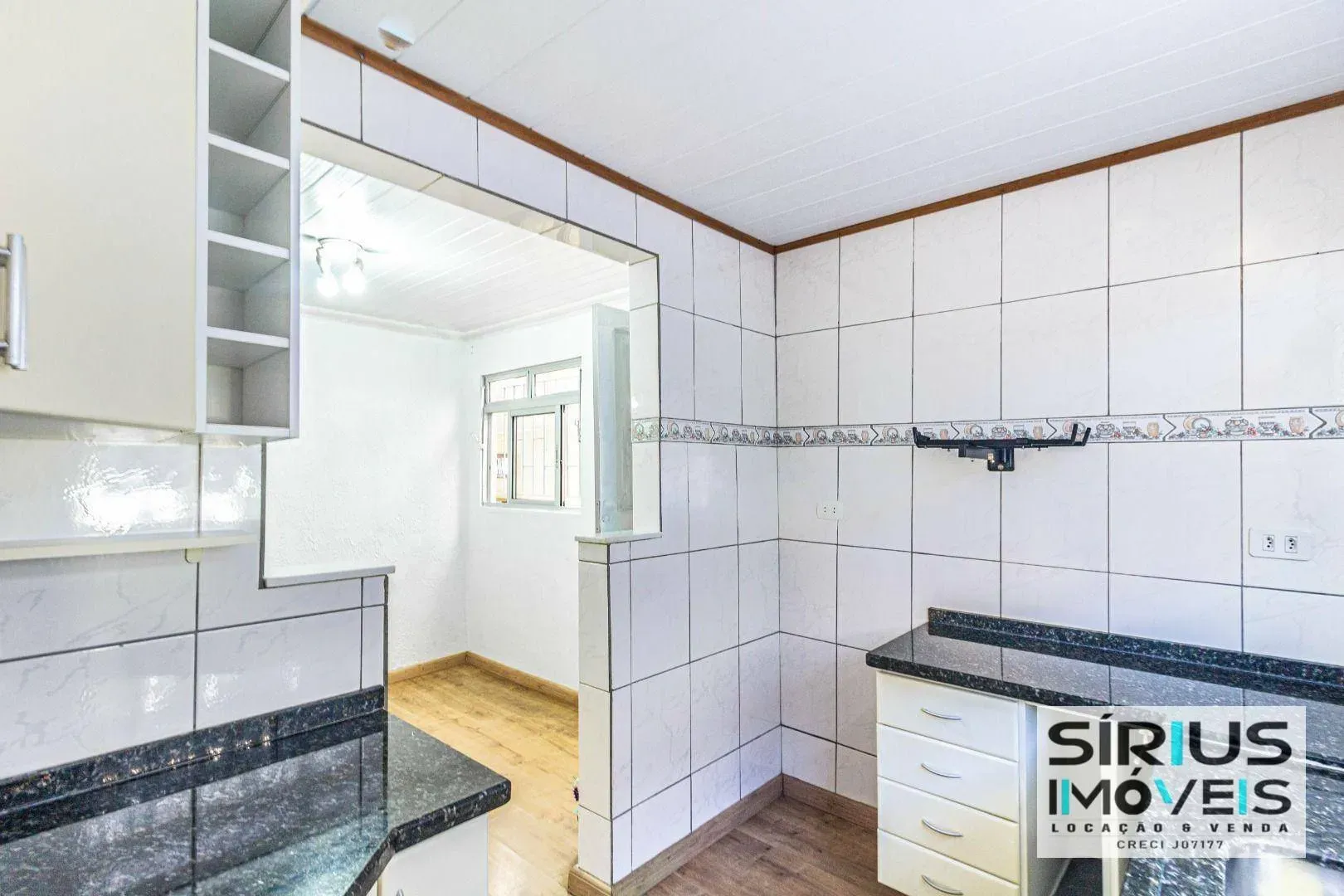 4-bedroom house with a garden in Curitiba — photo 22