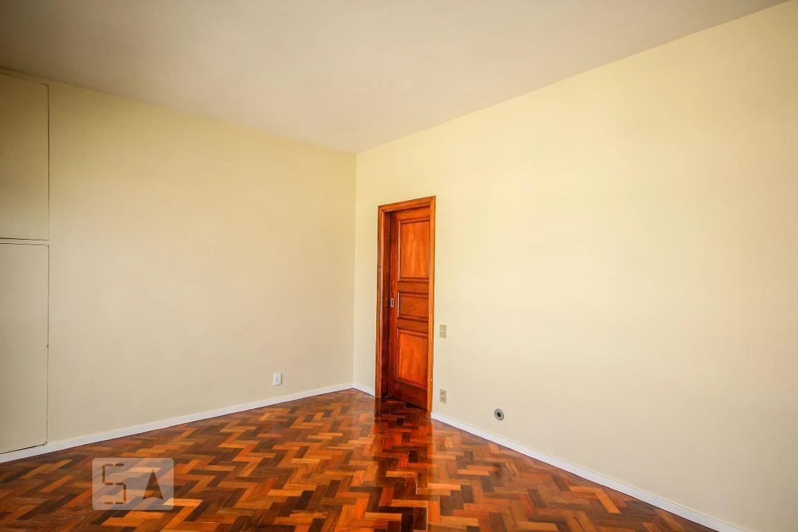 Apartment with 4 bedrooms, 4 baths and 300 m² — photo 30