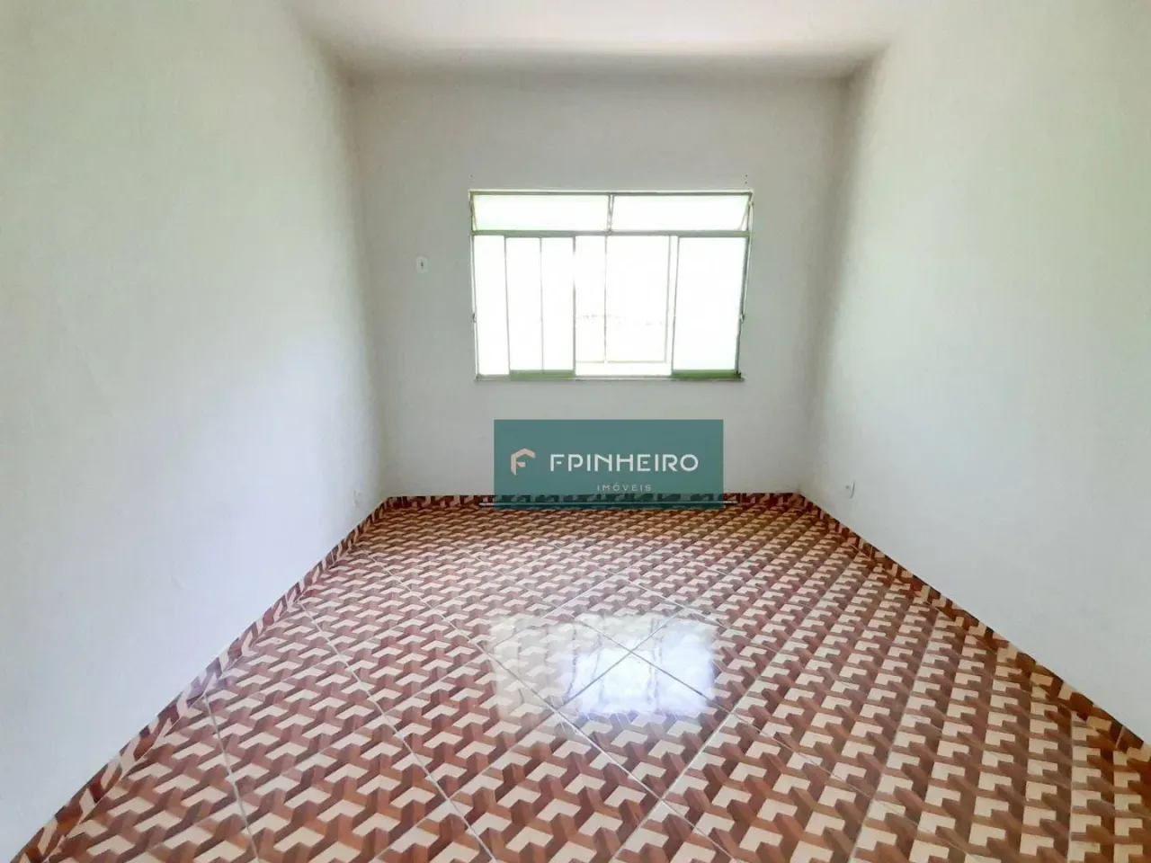 Casa com 2 dormitórios, 1 banheiro e varanda — photo 13