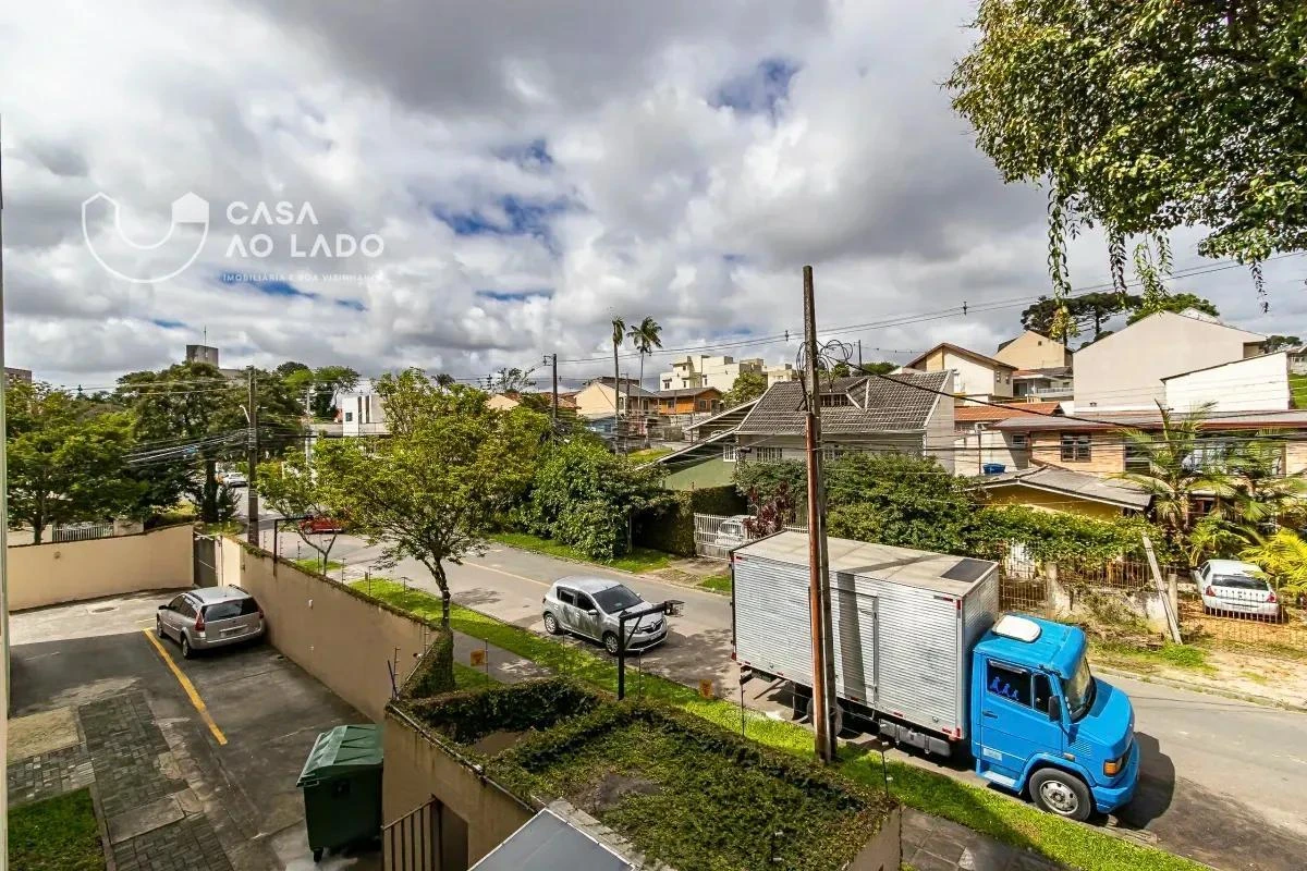 Apartamento com piso de madeira ou laminado, Tingui — photo 20