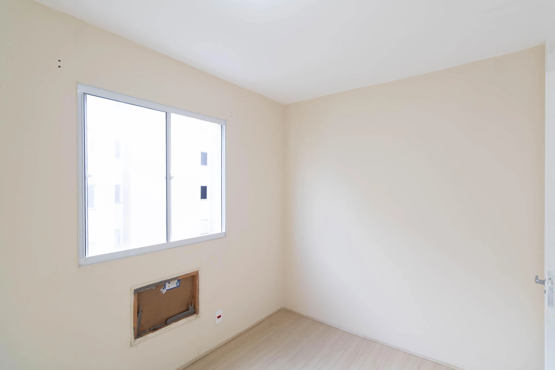 2-bedroom apartment with no parking included — photo 18