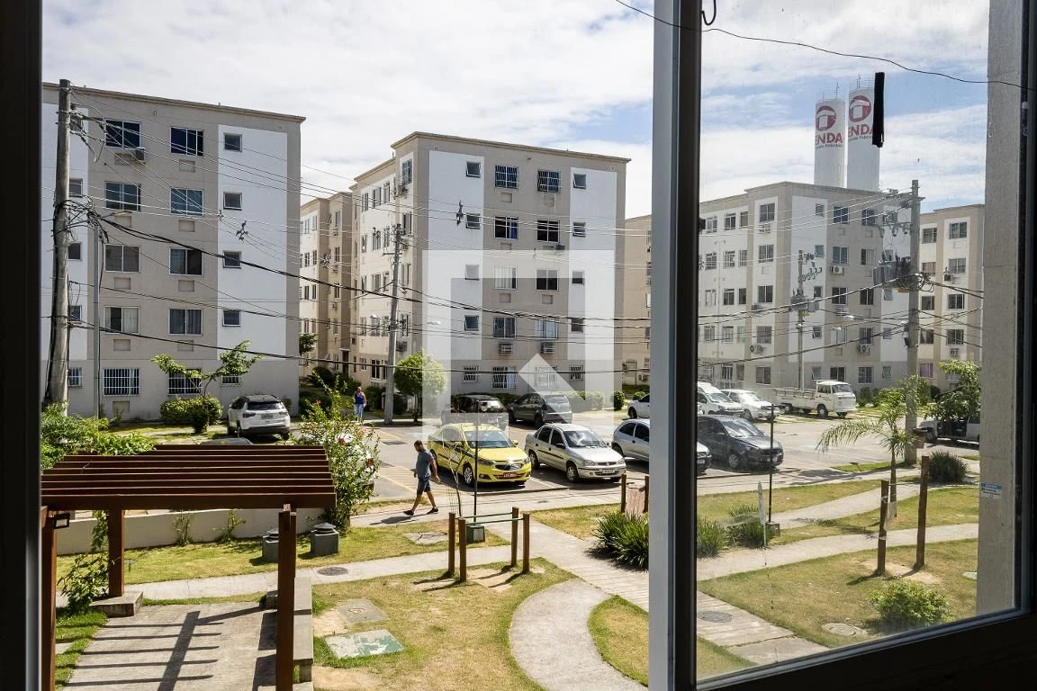 Apartamento com 2 quartos e área de lavanderia — photo 23