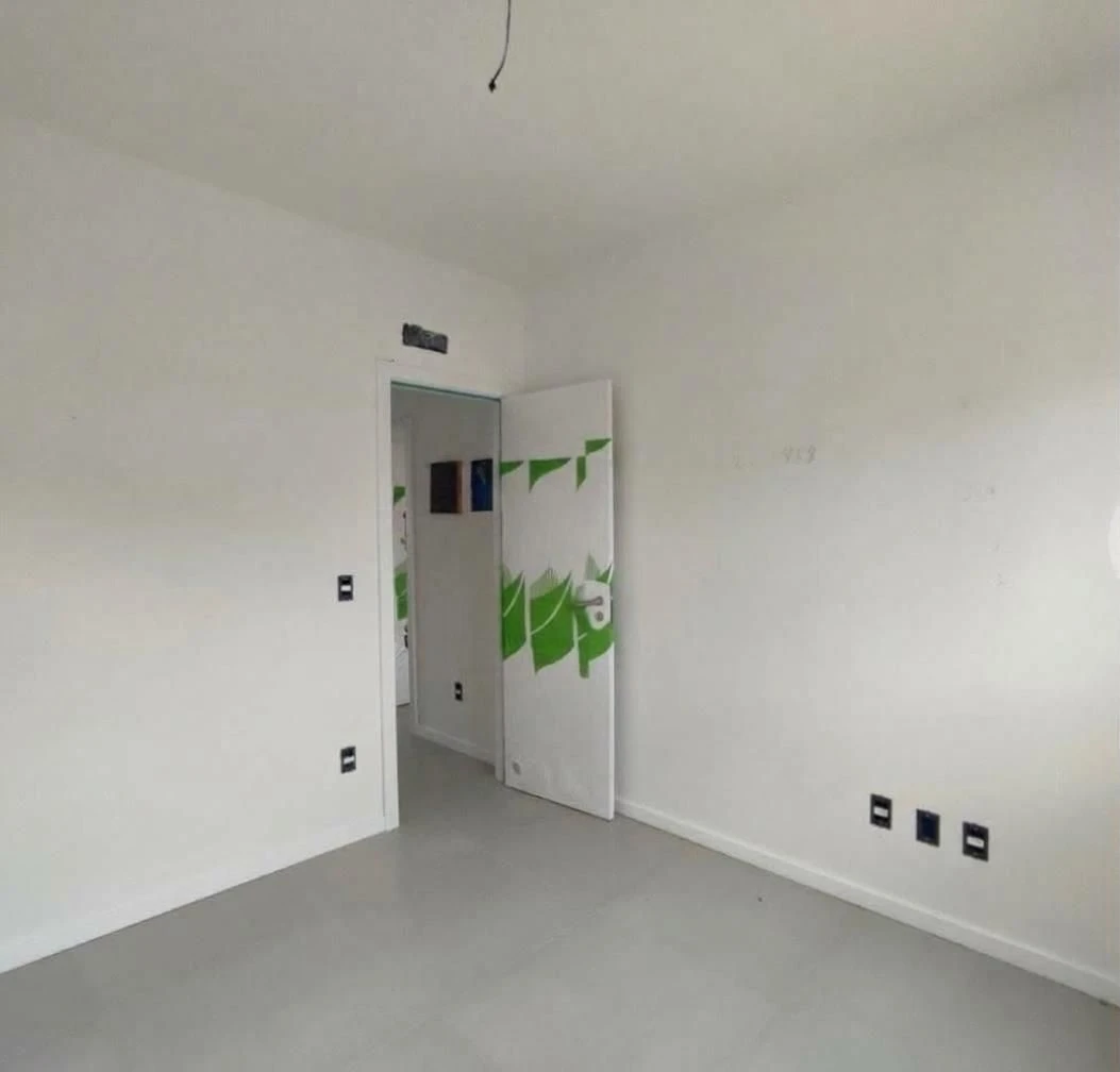 Unfurnished house with 3 bedrooms and 2 bathrooms — photo 19