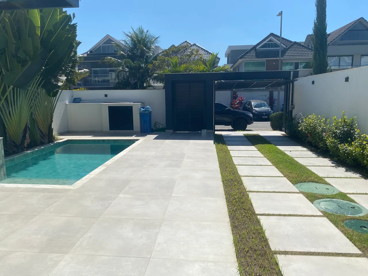 Casa em condomínio com 5 quartos e 5 banheiros — photo 16