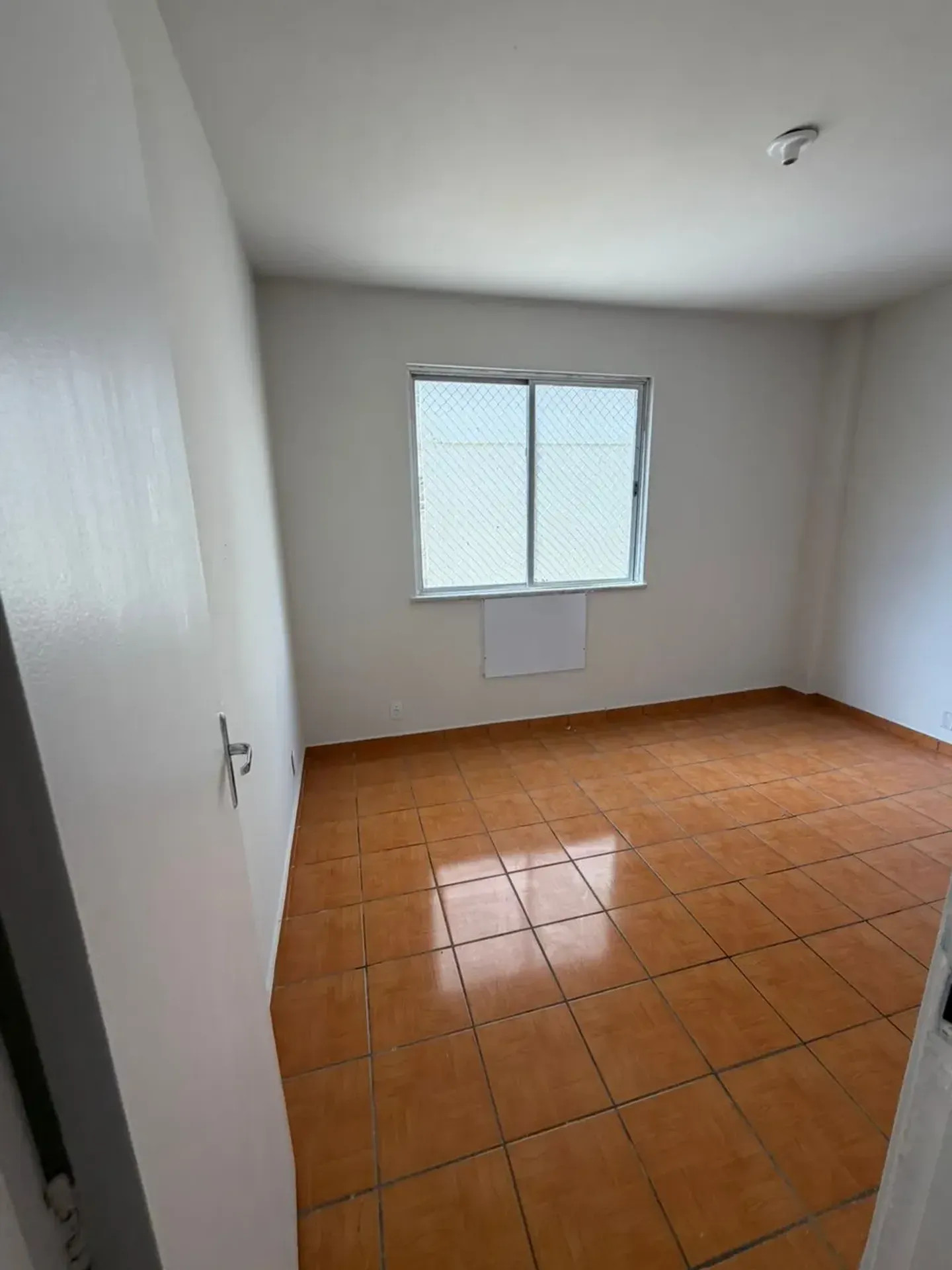 2-bedroom apartment, 1 with its own bathroom, 81 m² — photo 4