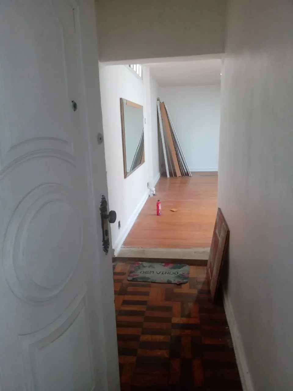 2-bedroom apartment with 1 bathroom, no parking — photo 8