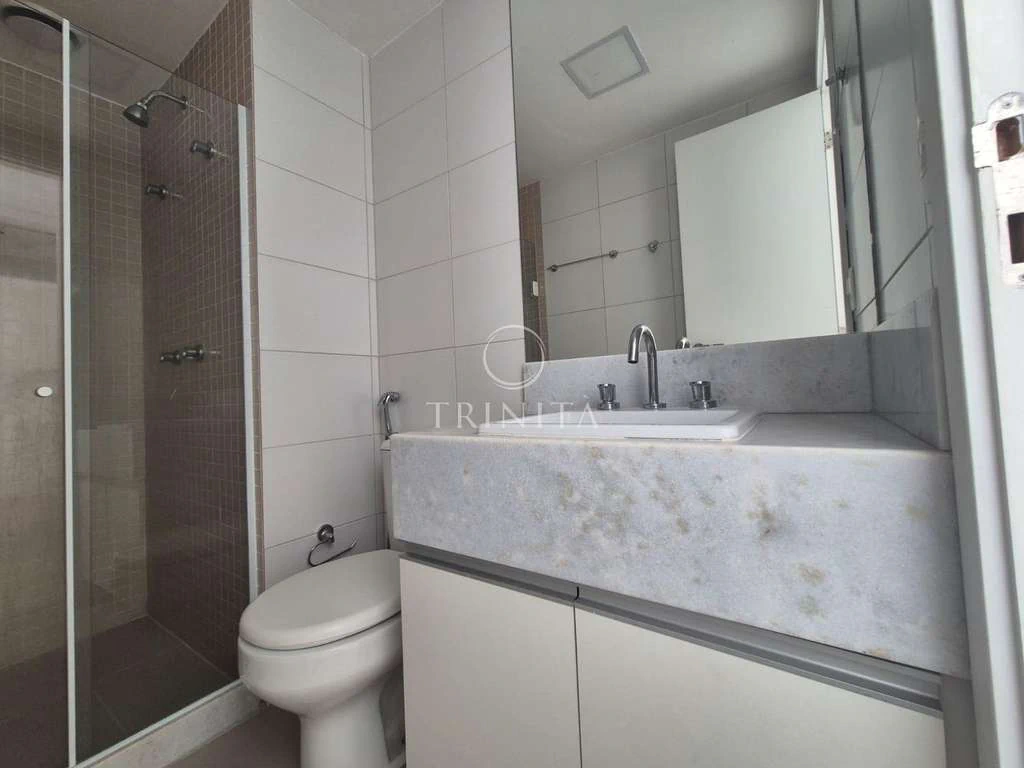2-bedroom 2-bath apartment with open-plan kitchen and balcony — photo 21