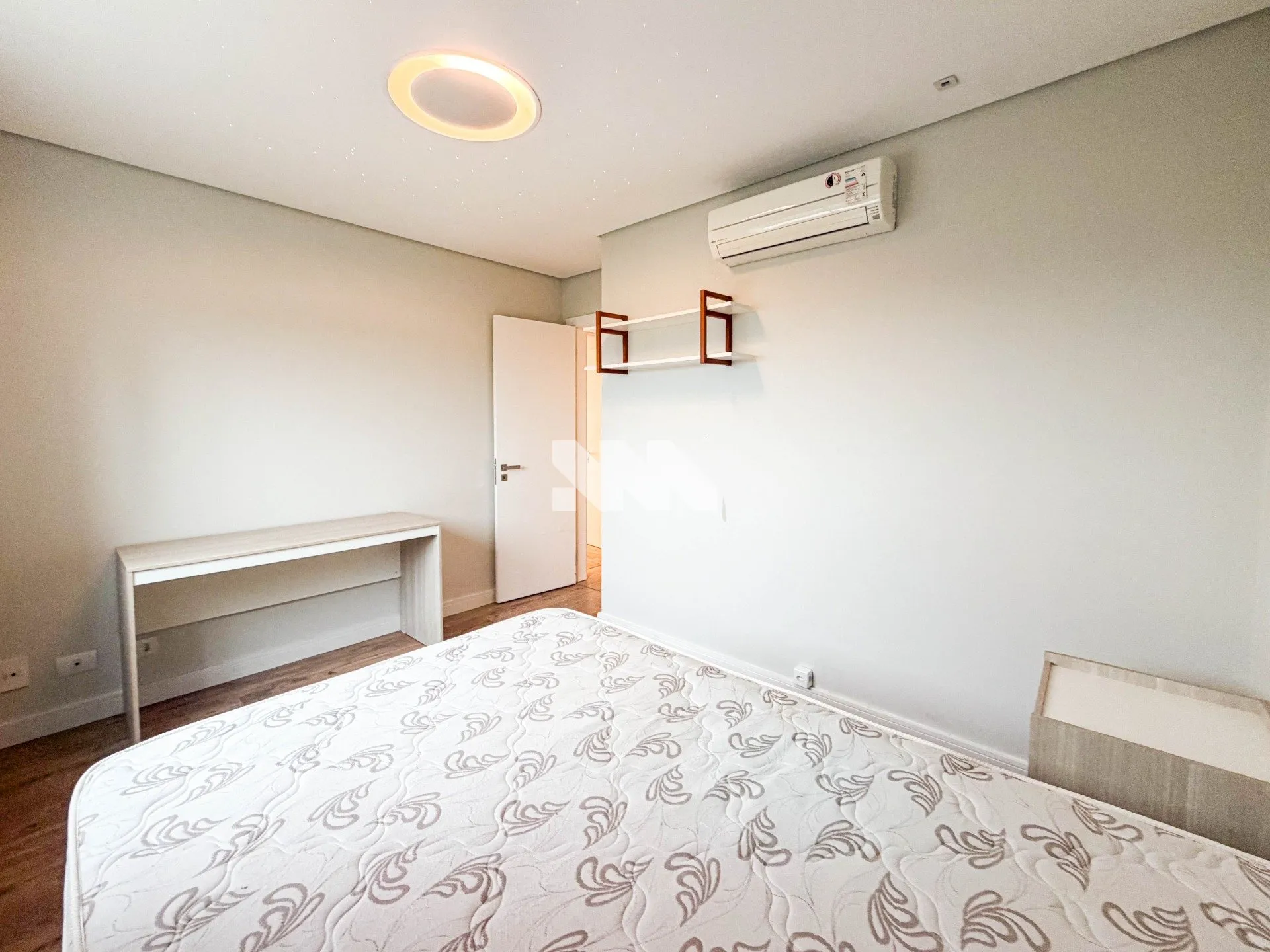 Furnished 180 m² apartment with 3 bedrooms and garden — photo 19