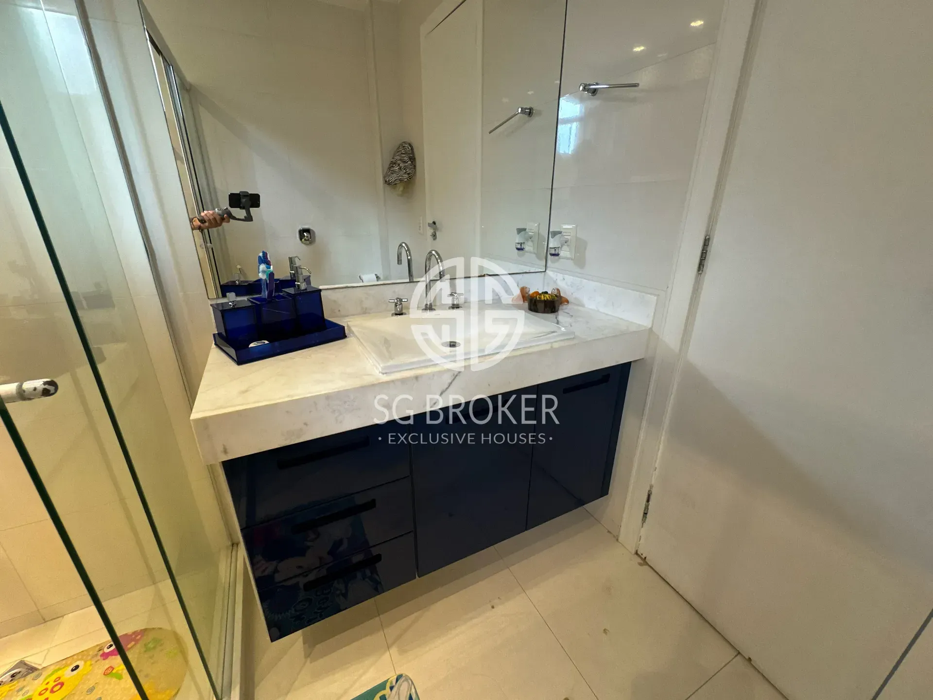 Casa para locação com 5 quartos e churrasqueira na varanda — photo 38