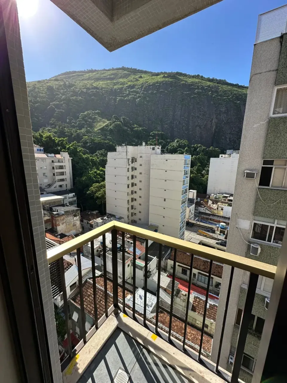 Furnished 1-bedroom apartment with 48 m² and parking — photo 3