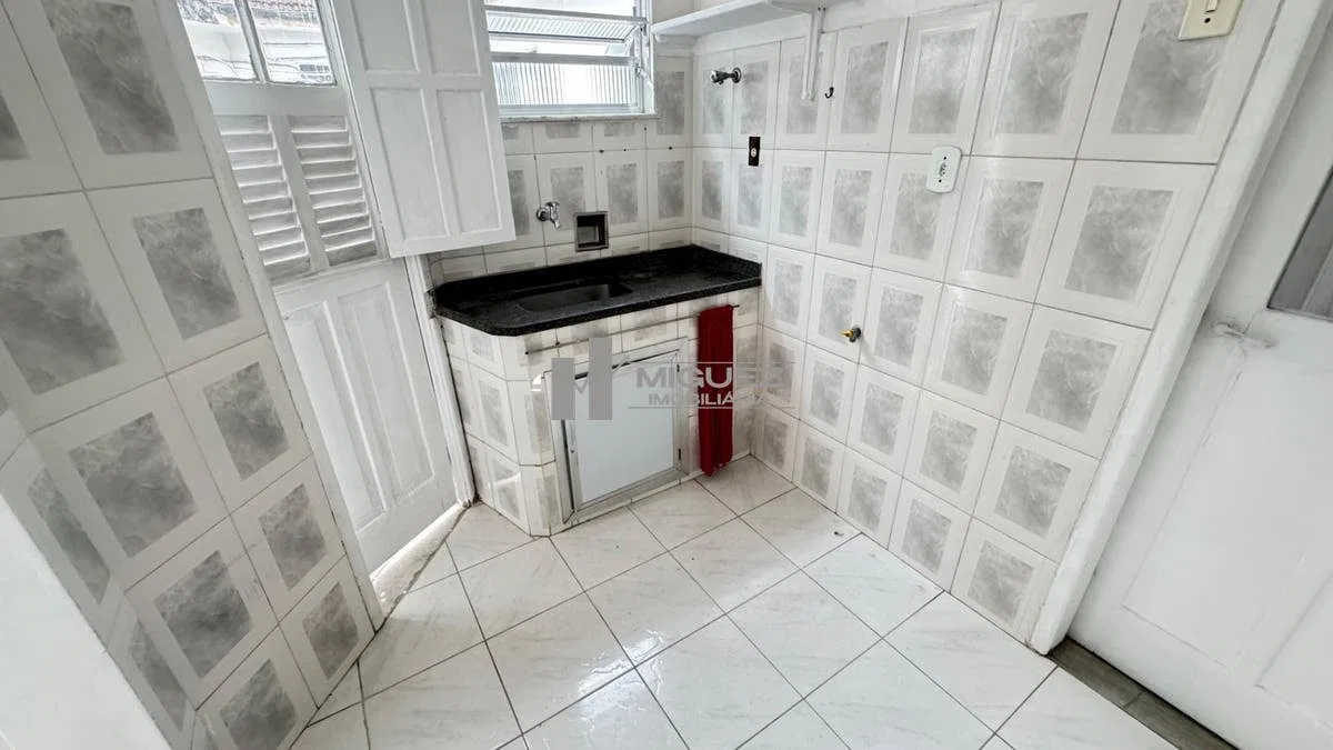 House, 80 m², with wood or laminate floors — photo 12