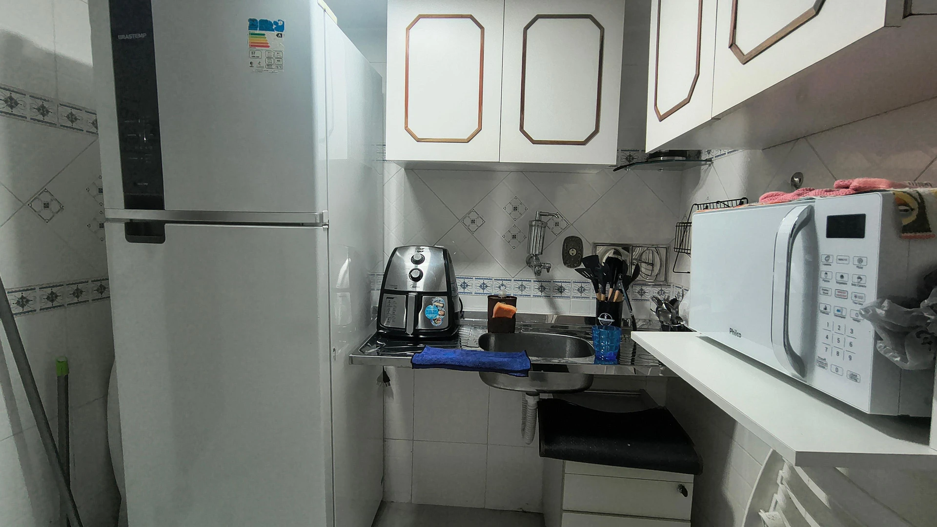Furnished 1-bedroom apartment with 1 bathroom — photo 11