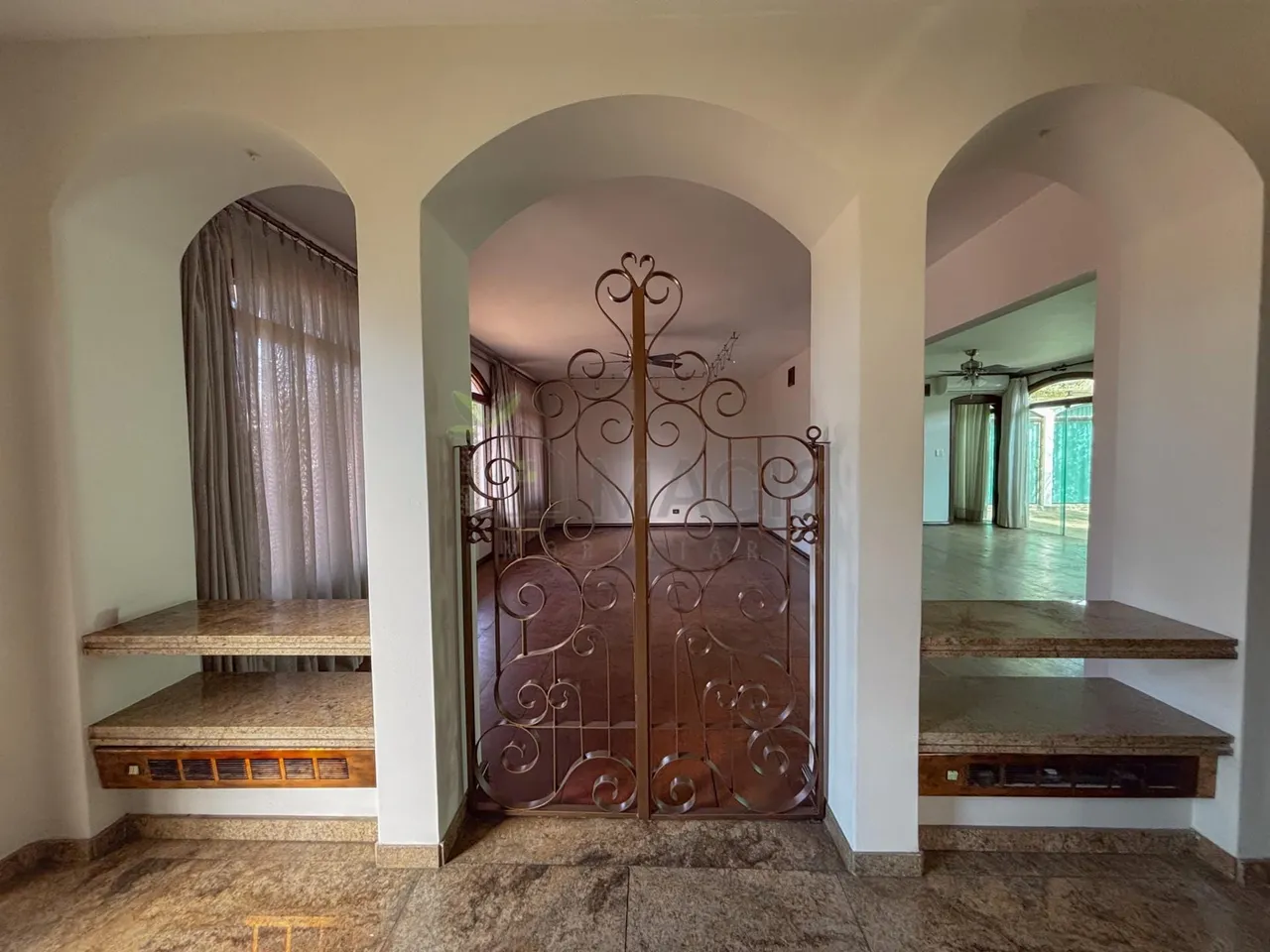 Casa com 604 m², 4 quartos e 6 vagas de garagem — photo 5