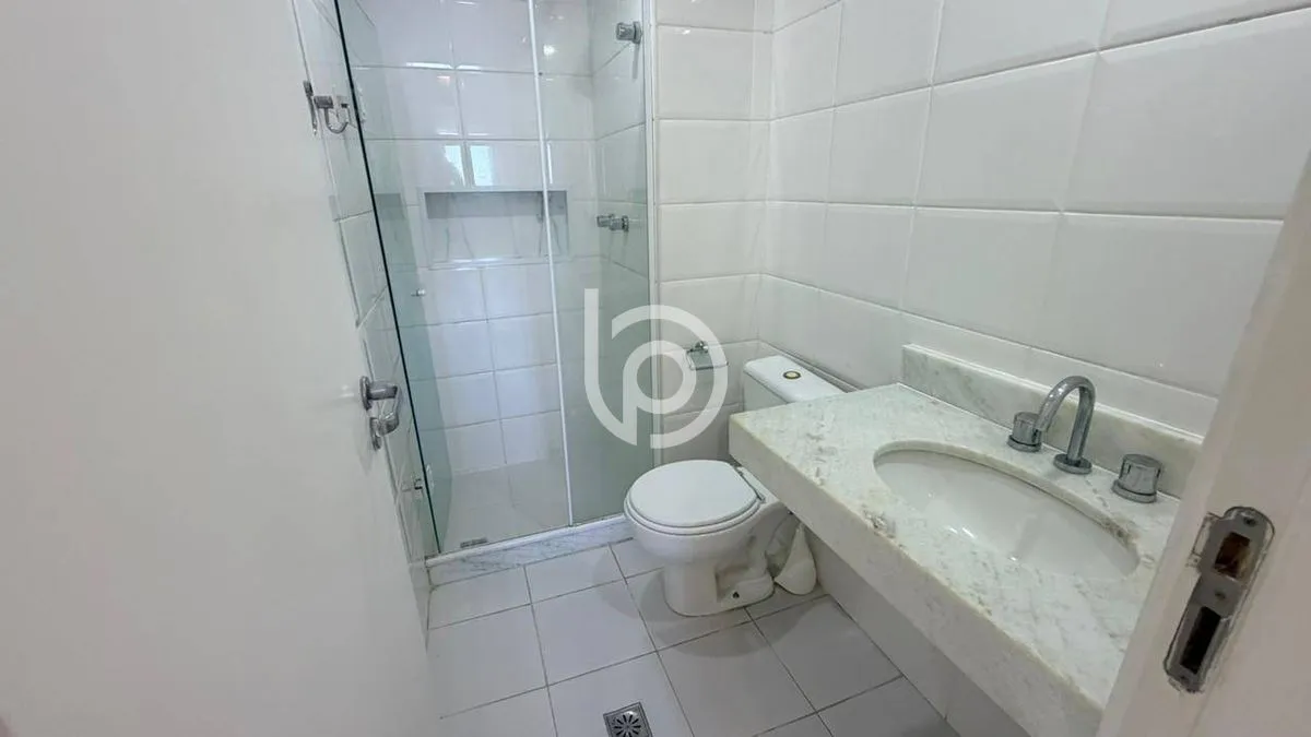Rental apartment with 2 bedrooms and 2 bathrooms — photo 9